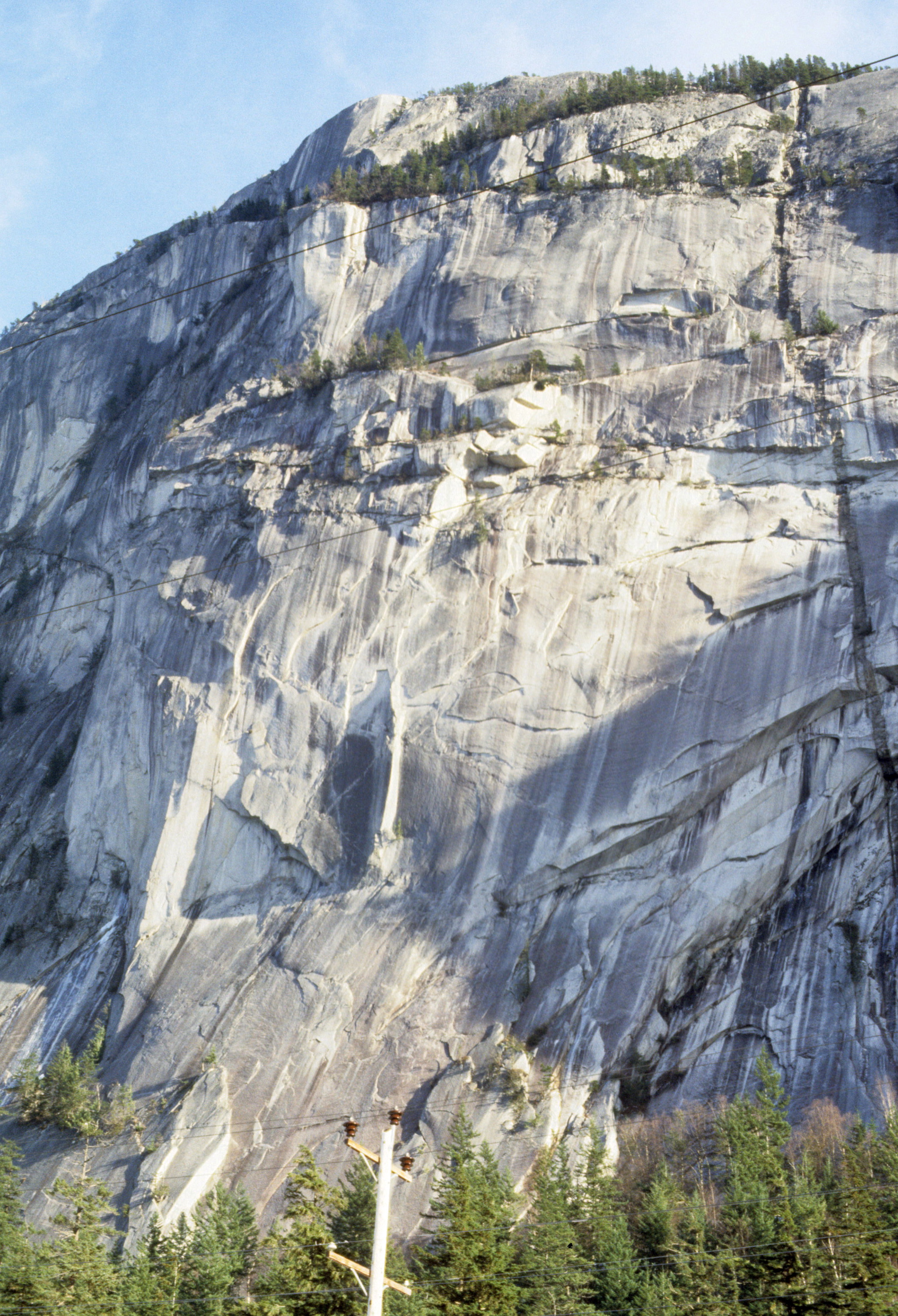 Rock face at Lilloett